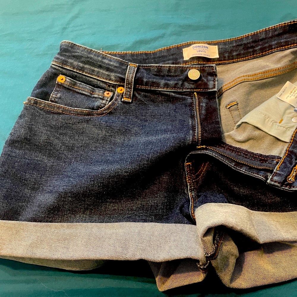 12 shorts